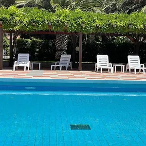 Appartamento Maricampo Monolocale Con Piscina E Parcheggio, Marina di Campo