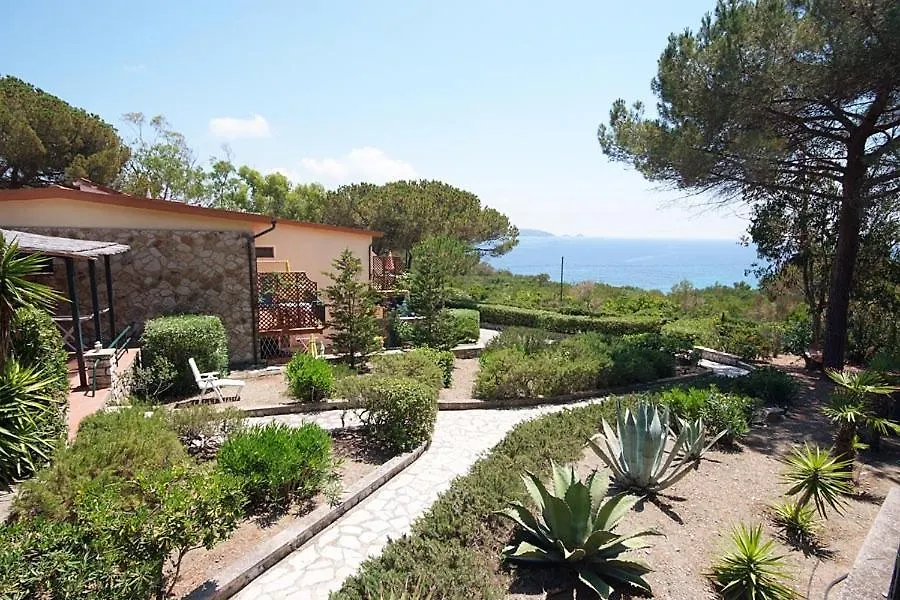 Residence Baia Di Norsi Casa Buraccio Italy