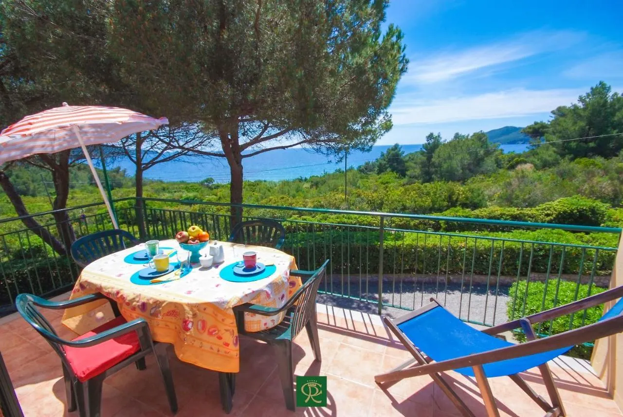 Apartment Residence Baia Di Norsi Casa Buraccio Italy